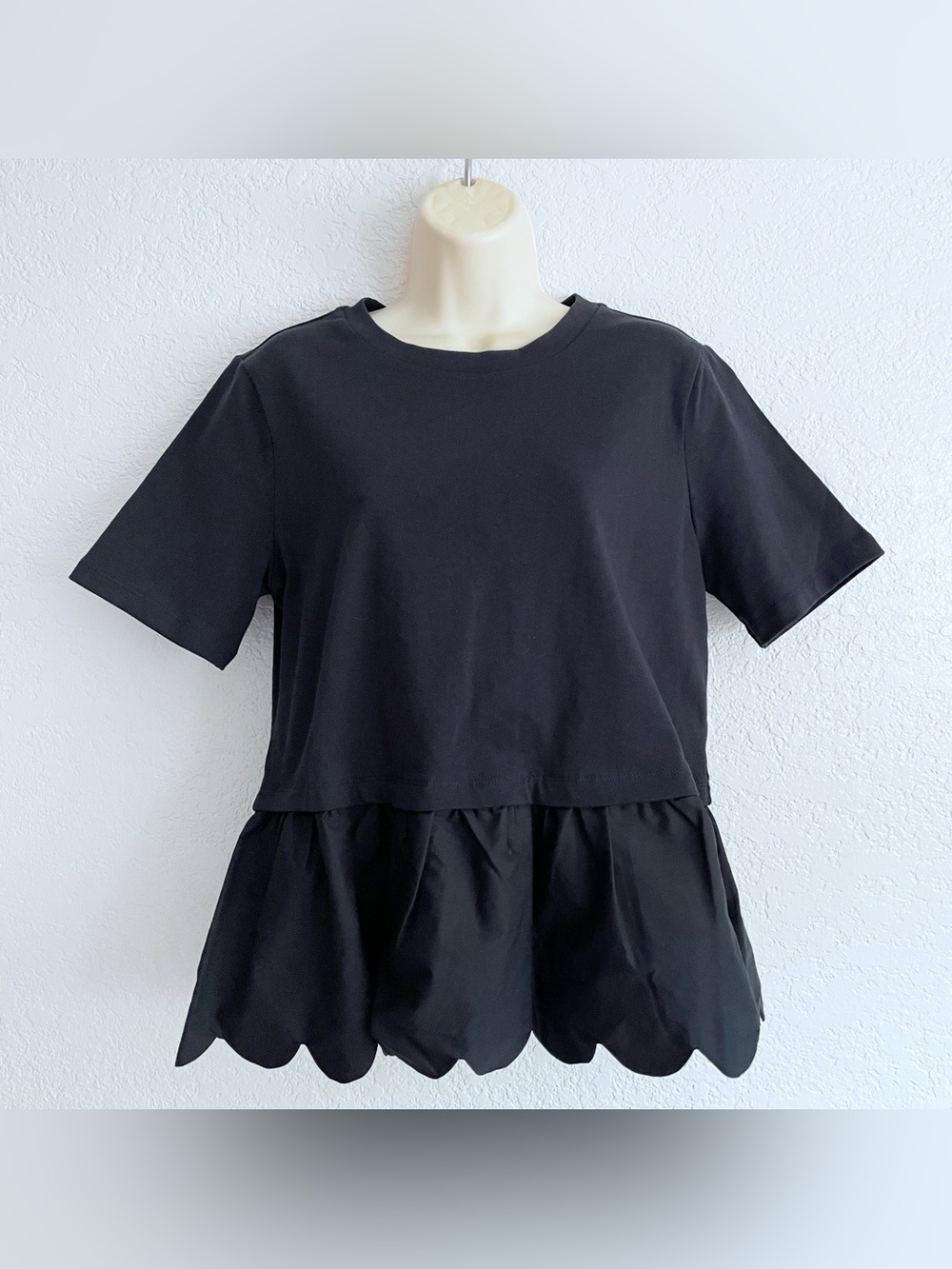 English Factory Navy Blue Scallop-Hem Peplum Top Size Medium Nautical Office